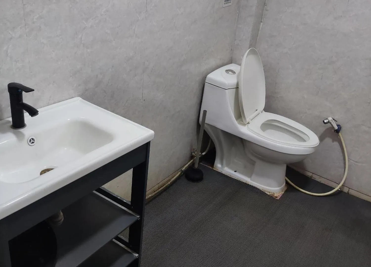 Lucky Hostel Luang Prabang Laos